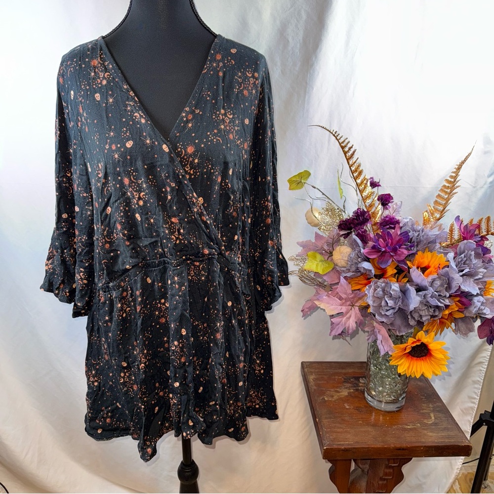 Torrid Celestial Wrap Dress Stars Moons Black Halloween Witchy